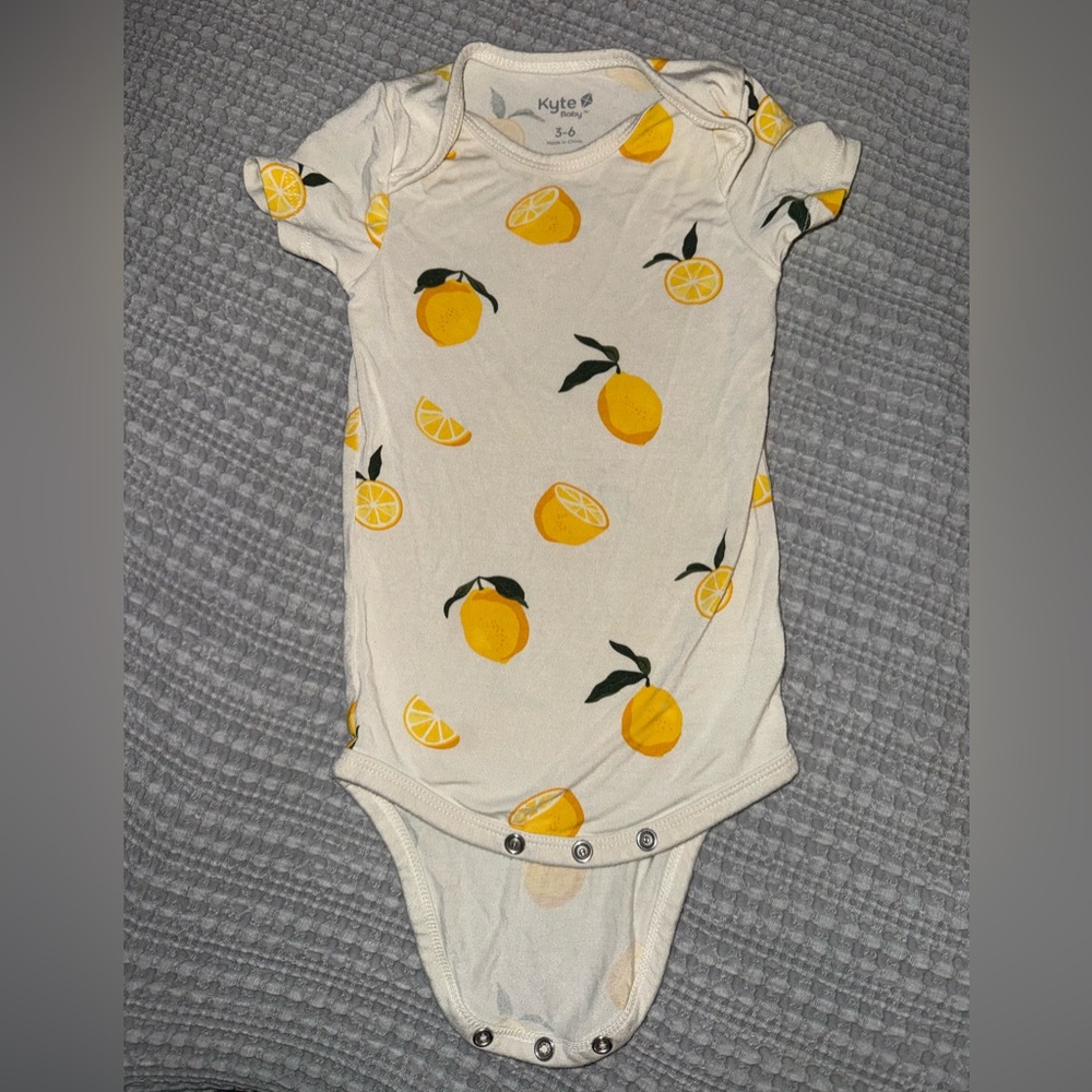 Kyte Baby Lemon Print Kids One Piece